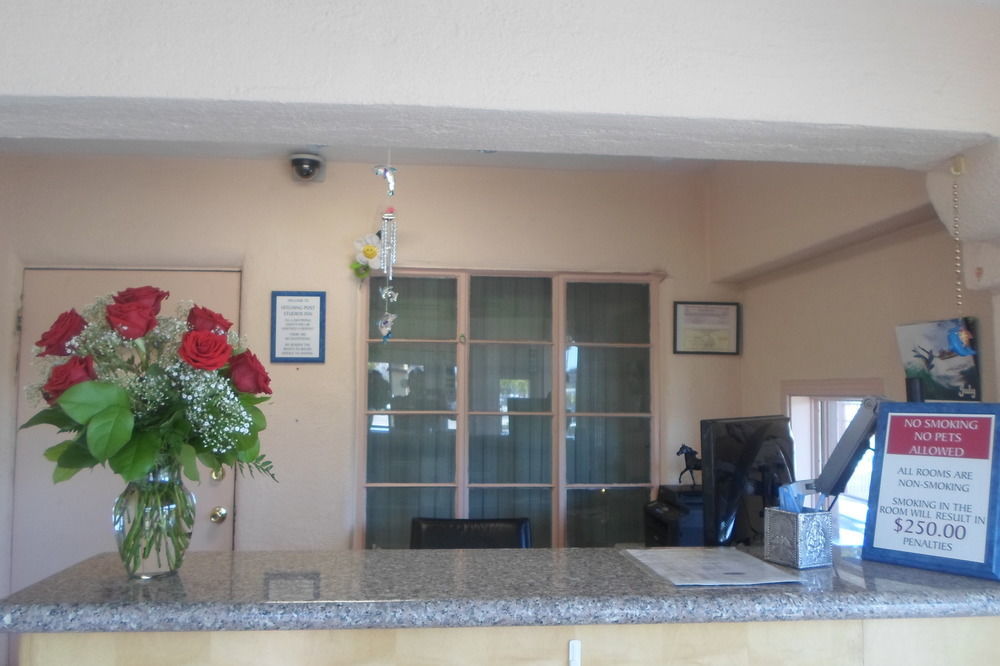 Motel Hitching Post 2*
